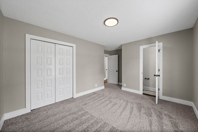 737 Shelton Cir, Clarksville, TN 37042