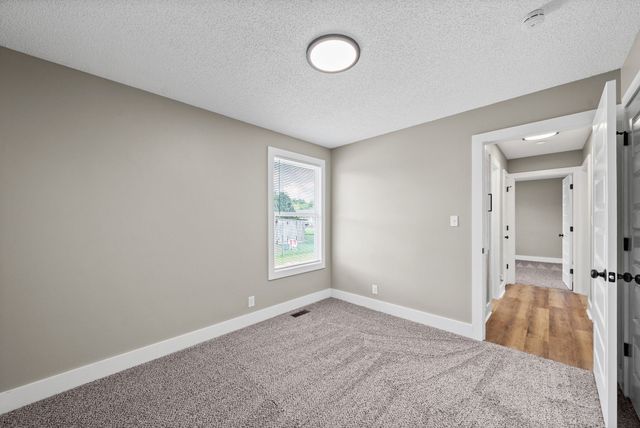 737 Shelton Cir, Clarksville, TN 37042