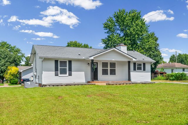 737 Shelton Cir, Clarksville, TN 37042