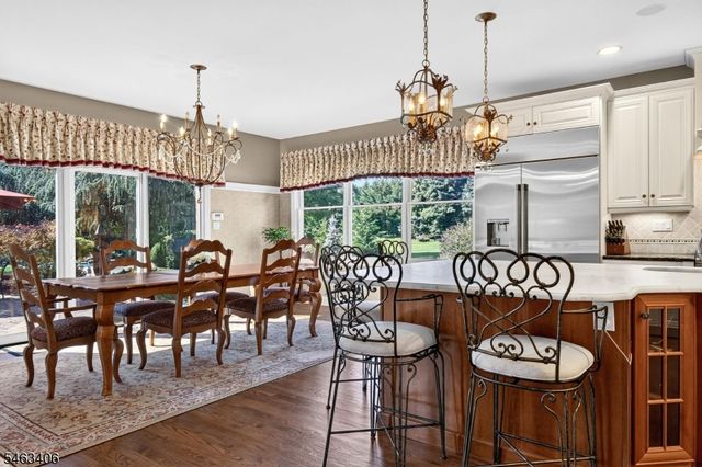 10 Maacka Dr, Holmdel Twp., NJ 07733