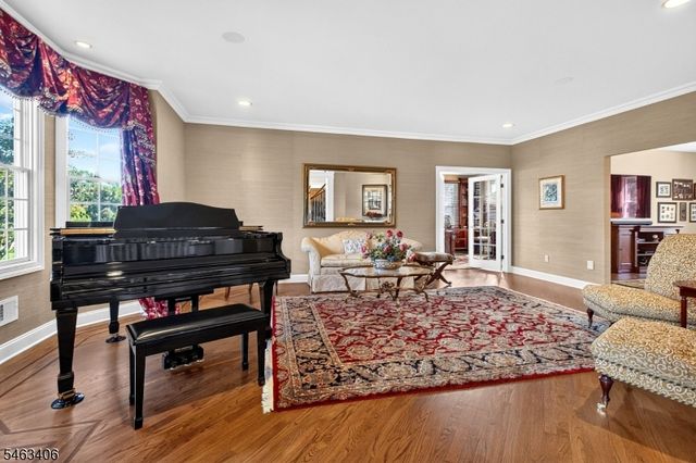 10 Maacka Dr, Holmdel Twp., NJ 07733