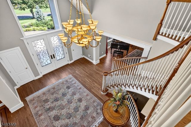 10 Maacka Dr, Holmdel Twp., NJ 07733