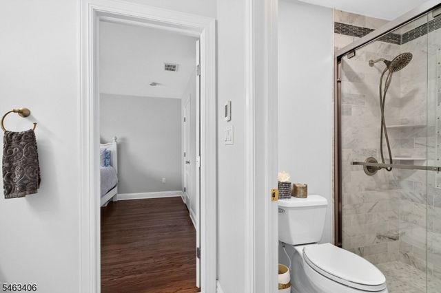 10 Maacka Dr, Holmdel Twp., NJ 07733