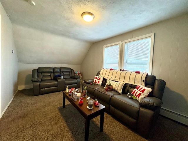 10 Hampshire Street, North Providence, RI 02904