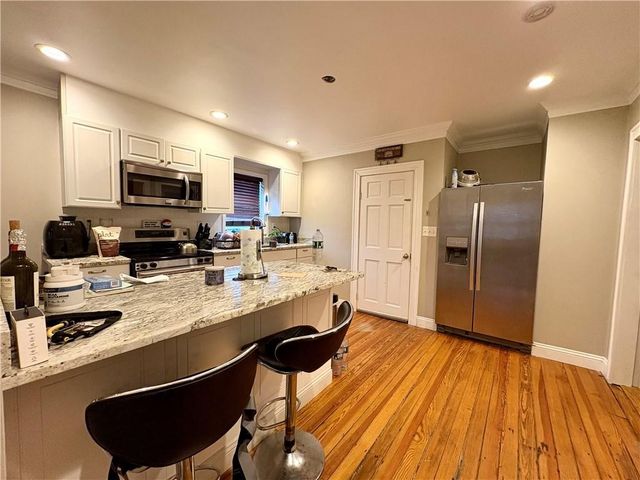 10 Hampshire Street, North Providence, RI 02904