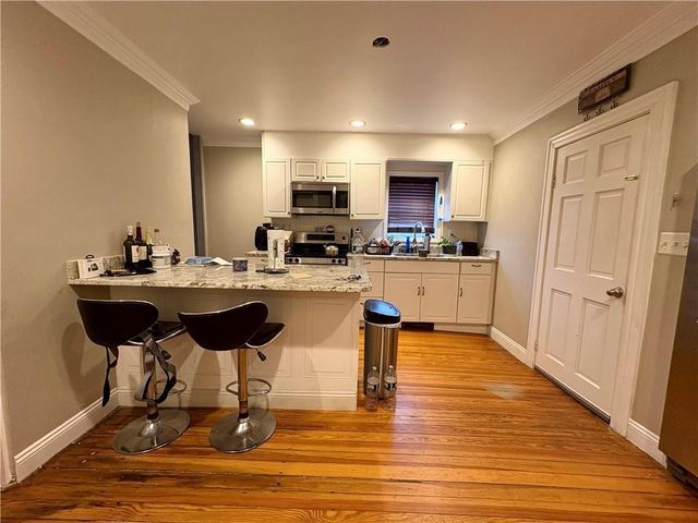 10 Hampshire Street, North Providence, RI 02904