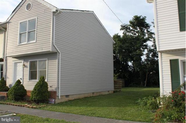 414 CORNWALLIS CT, Winchester, VA 22601
