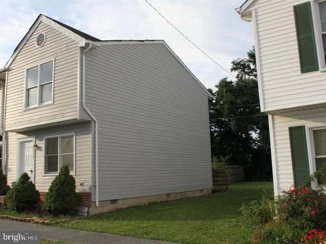 414 CORNWALLIS CT, Winchester, VA 22601