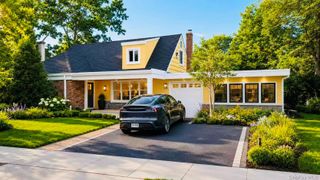 125 Baker Hill Road, Great Neck, NY 11023