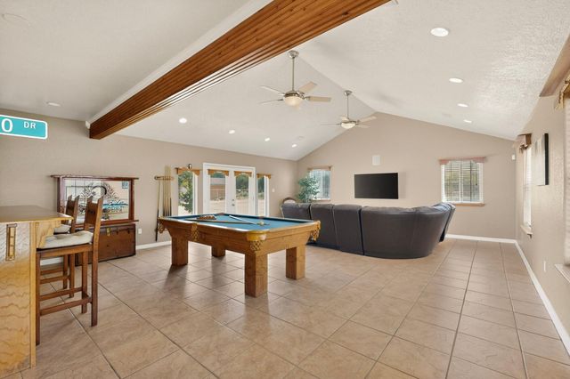 6 King Court, Los Lunas, NM 87031