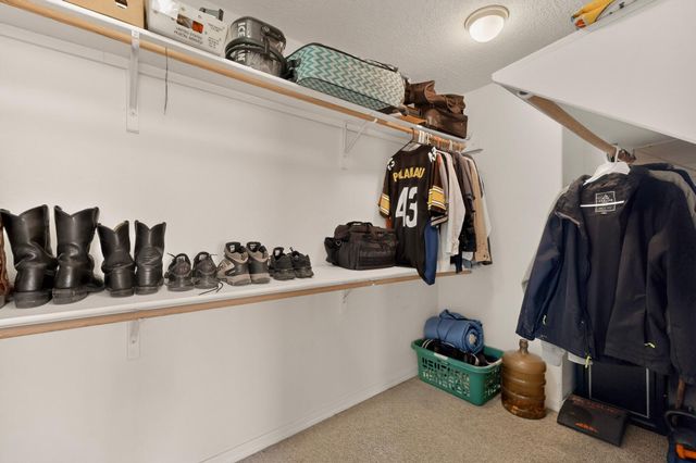 6 King Court, Los Lunas, NM 87031