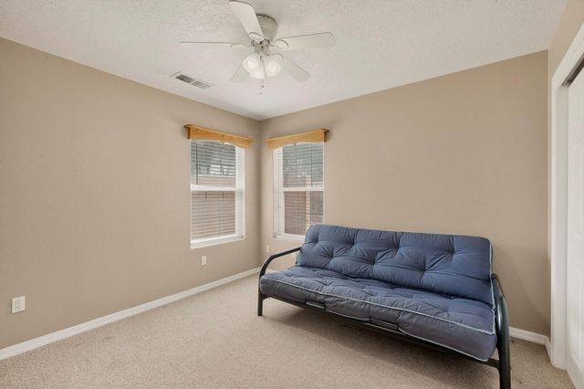 6 King Court, Los Lunas, NM 87031