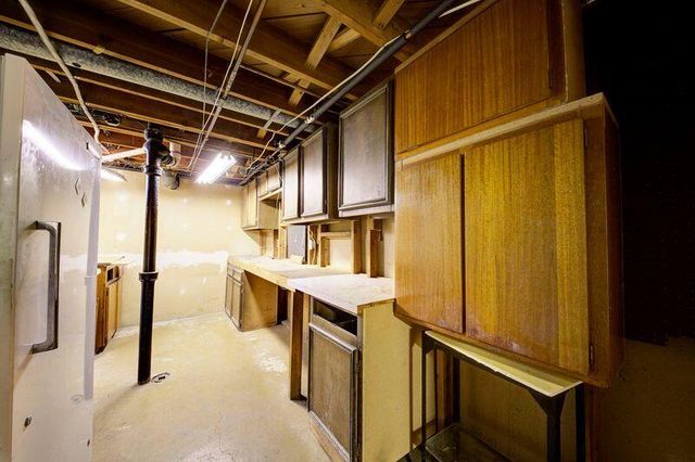 1179 Coleman Street, Ypsilanti Twp, MI 48198