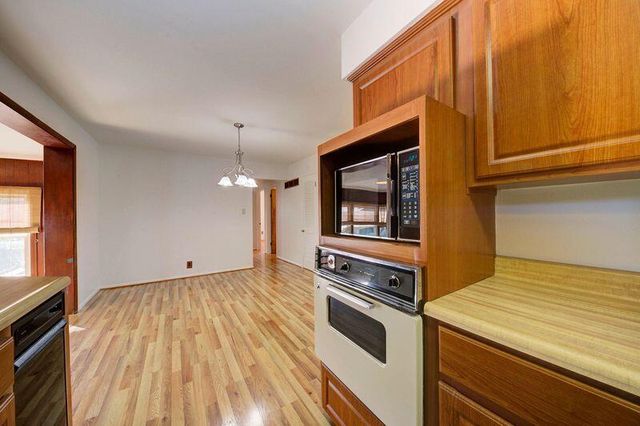 1179 Coleman Street, Ypsilanti Twp, MI 48198