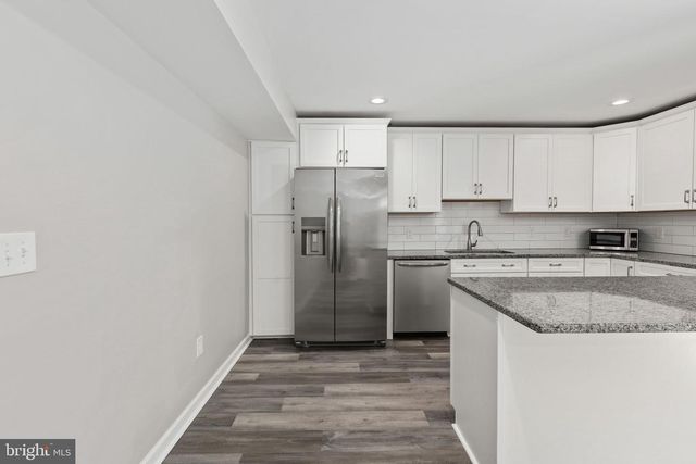 1100 AUSTIN DR, Fredericksburg, VA 22401
