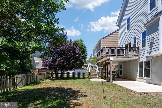 1100 AUSTIN DR, Fredericksburg, VA 22401