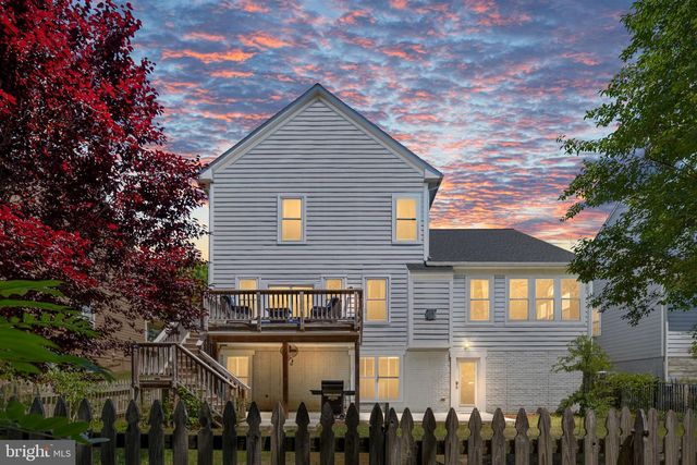 1100 AUSTIN DR, Fredericksburg, VA 22401