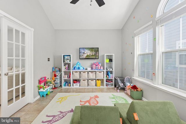 1100 AUSTIN DR, Fredericksburg, VA 22401