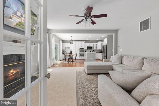 1100 AUSTIN DR, Fredericksburg, VA 22401