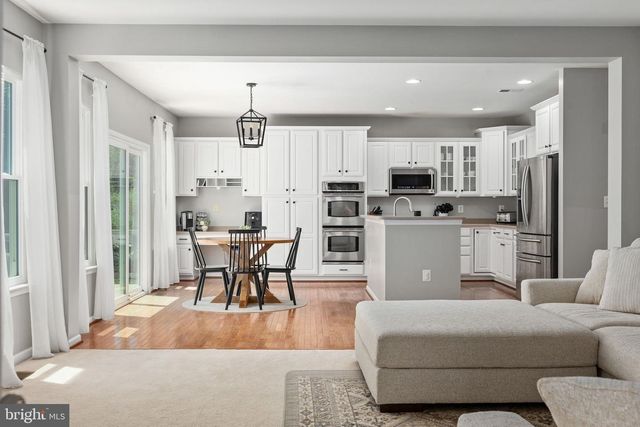 1100 AUSTIN DR, Fredericksburg, VA 22401