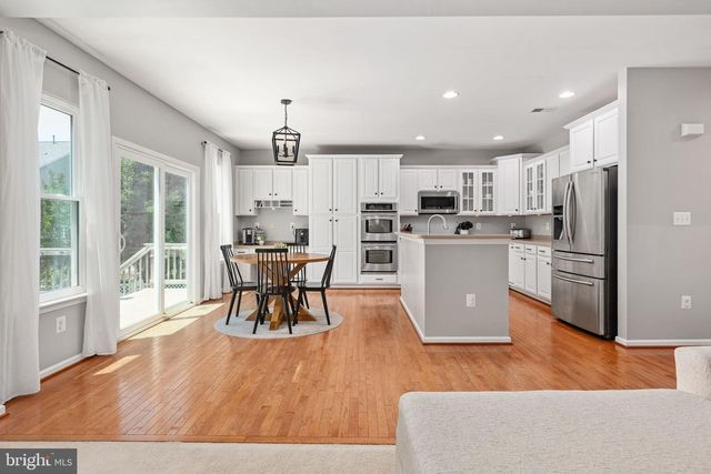 1100 AUSTIN DR, Fredericksburg, VA 22401