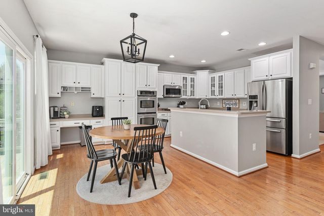 1100 AUSTIN DR, Fredericksburg, VA 22401