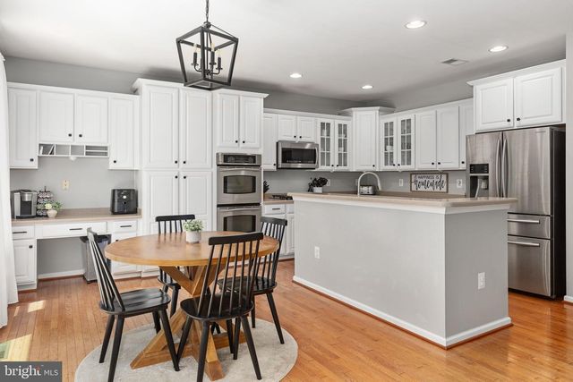1100 AUSTIN DR, Fredericksburg, VA 22401