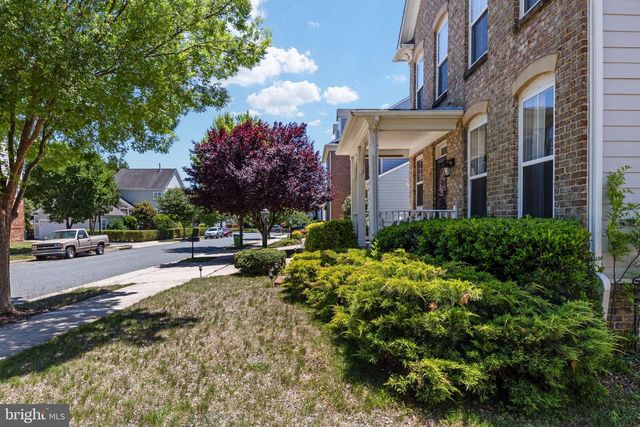 1100 AUSTIN DR, Fredericksburg, VA 22401