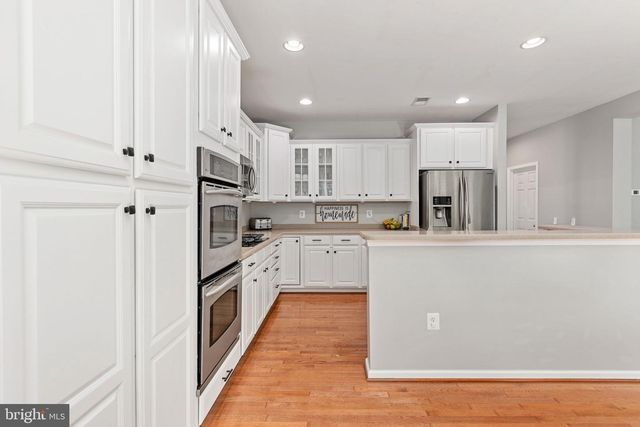 1100 AUSTIN DR, Fredericksburg, VA 22401