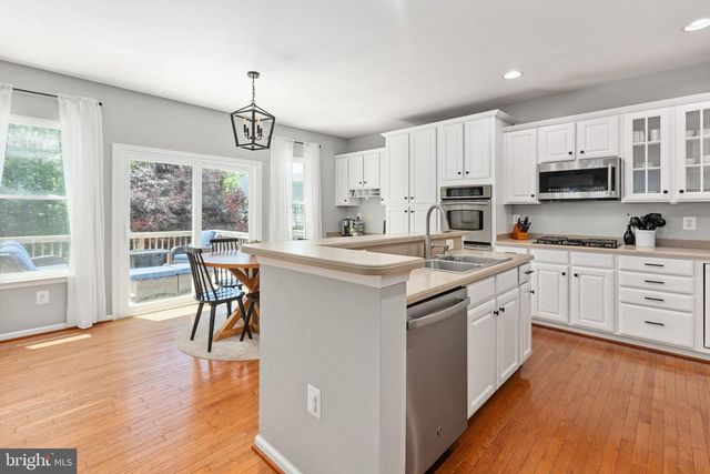 1100 AUSTIN DR, Fredericksburg, VA 22401