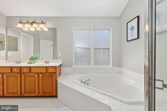 1100 AUSTIN DR, Fredericksburg, VA 22401