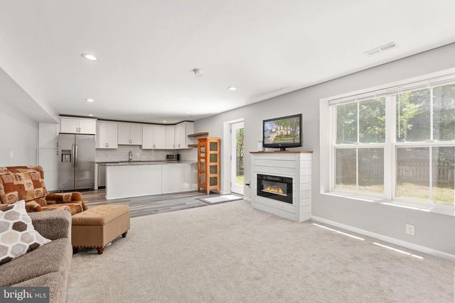 1100 AUSTIN DR, Fredericksburg, VA 22401