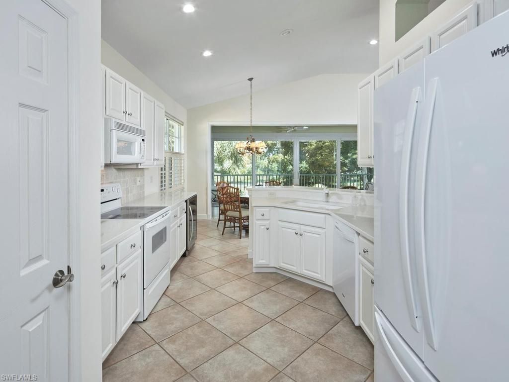 26932 Montego Pointe CT 201, BONITA SPRINGS, FL 34134 — photo 5
