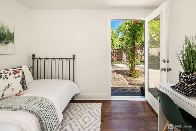 3202 SW Raymond Street, Seattle, WA 98126
