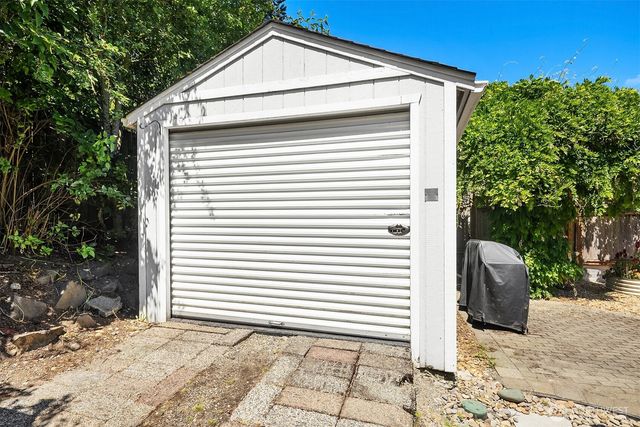 3202 SW Raymond Street, Seattle, WA 98126