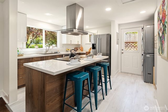 3202 SW Raymond Street, Seattle, WA 98126