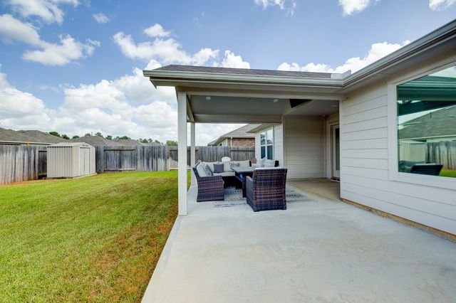 40455 Garden Heights Lane, Magnolia, TX 77354