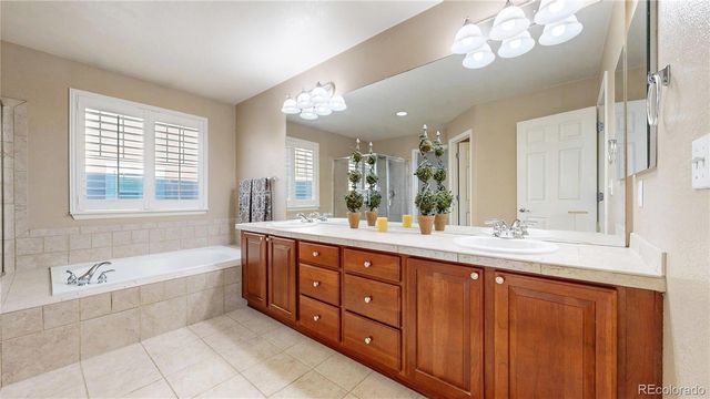 10797 Hickory Ridge Street, Highlands Ranch, CO 80126