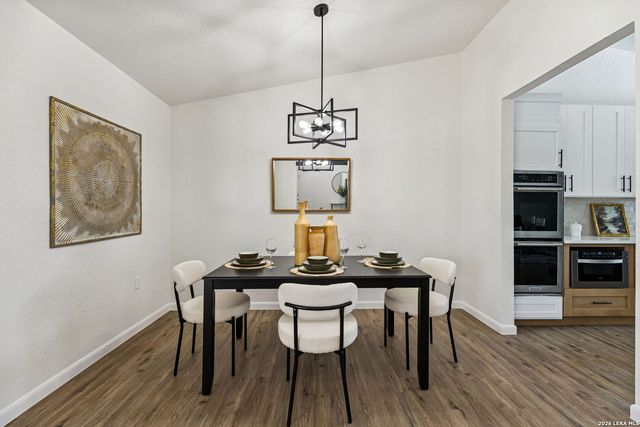 8415 delphian, Universal City, TX 78148