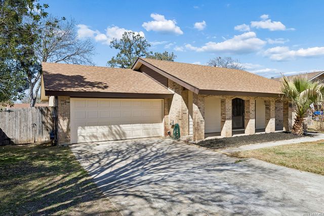 8415 delphian, Universal City, TX 78148