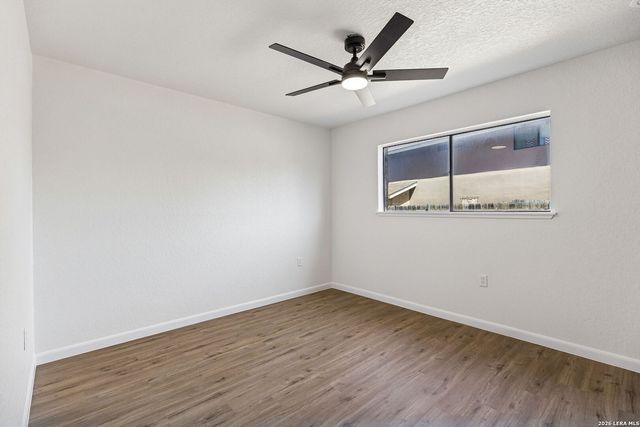 8415 delphian, Universal City, TX 78148