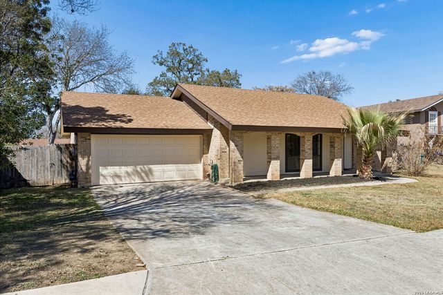 8415 delphian, Universal City, TX 78148