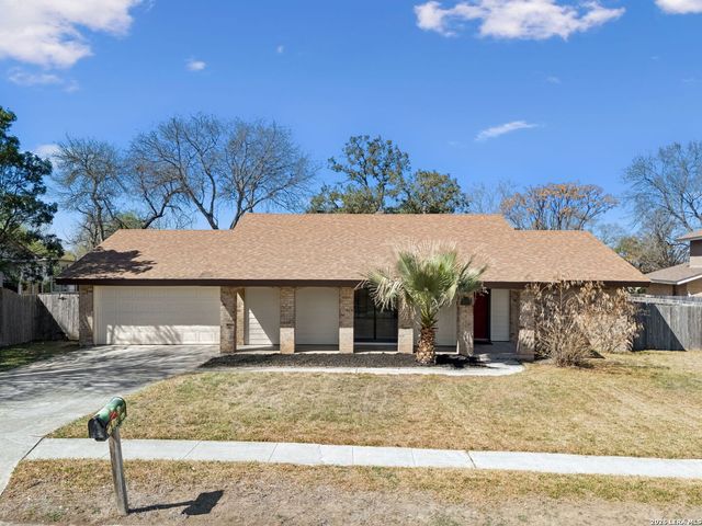 8415 delphian, Universal City, TX 78148
