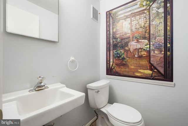 3 BRUCESTER BRIDGE CT, Baltimore, MD 21228