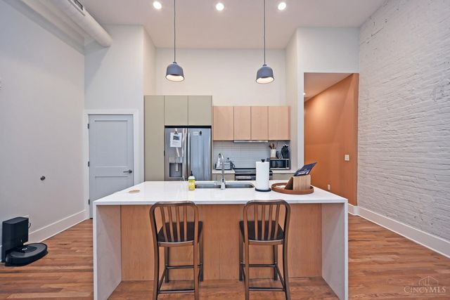 11 Court Street, Cincinnati, OH 45202