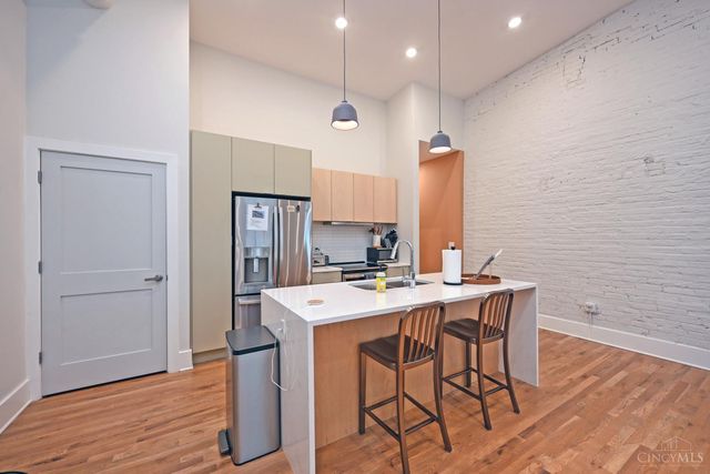 11 Court Street, Cincinnati, OH 45202
