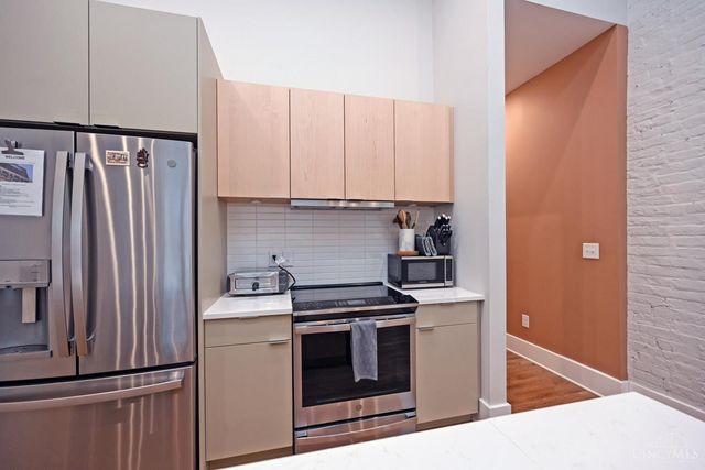 11 Court Street, Cincinnati, OH 45202