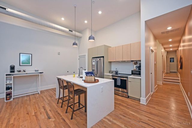 11 Court Street, Cincinnati, OH 45202