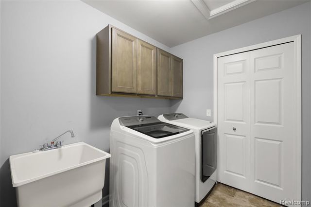 23116 Clarewood Street, Macomb, MI 48042