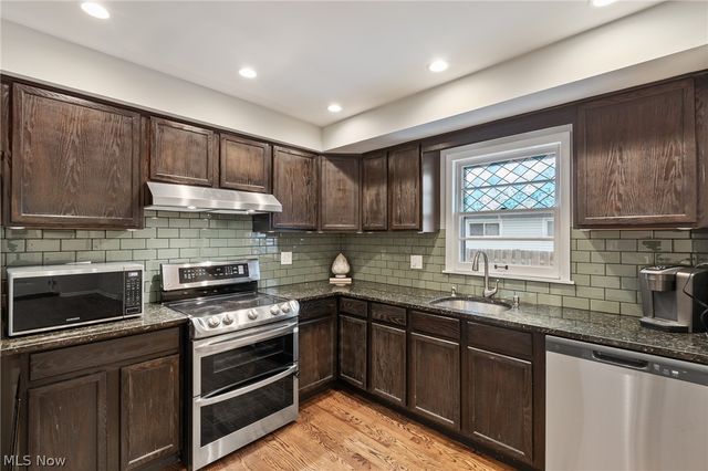 1709 Alcester Road, Mayfield Heights, OH 44124